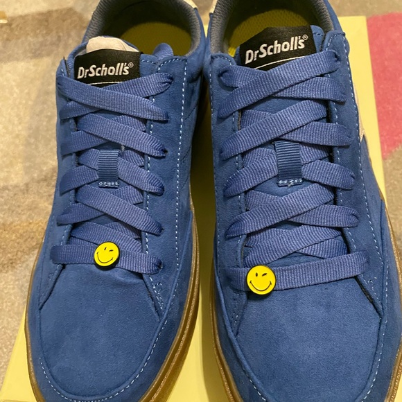 Women's Dr. Scholl's X SMILEYWORLD Madison Lace Sneaker Blue Smiley NEW … - Picture 3 of 15